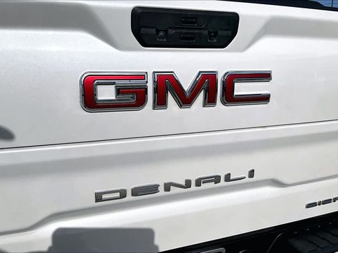 Used 2022 GMC Sierra 1500 Denali RWD image 31