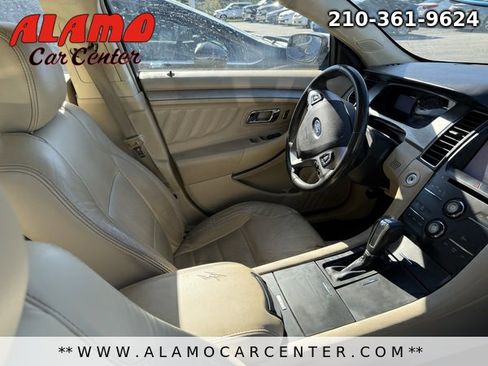 Used 2013 Ford Taurus SEL image 12