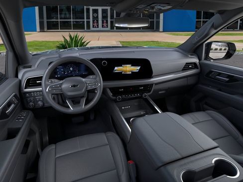 New 2026 Chevrolet Suburban RST AWD/4WD image 15