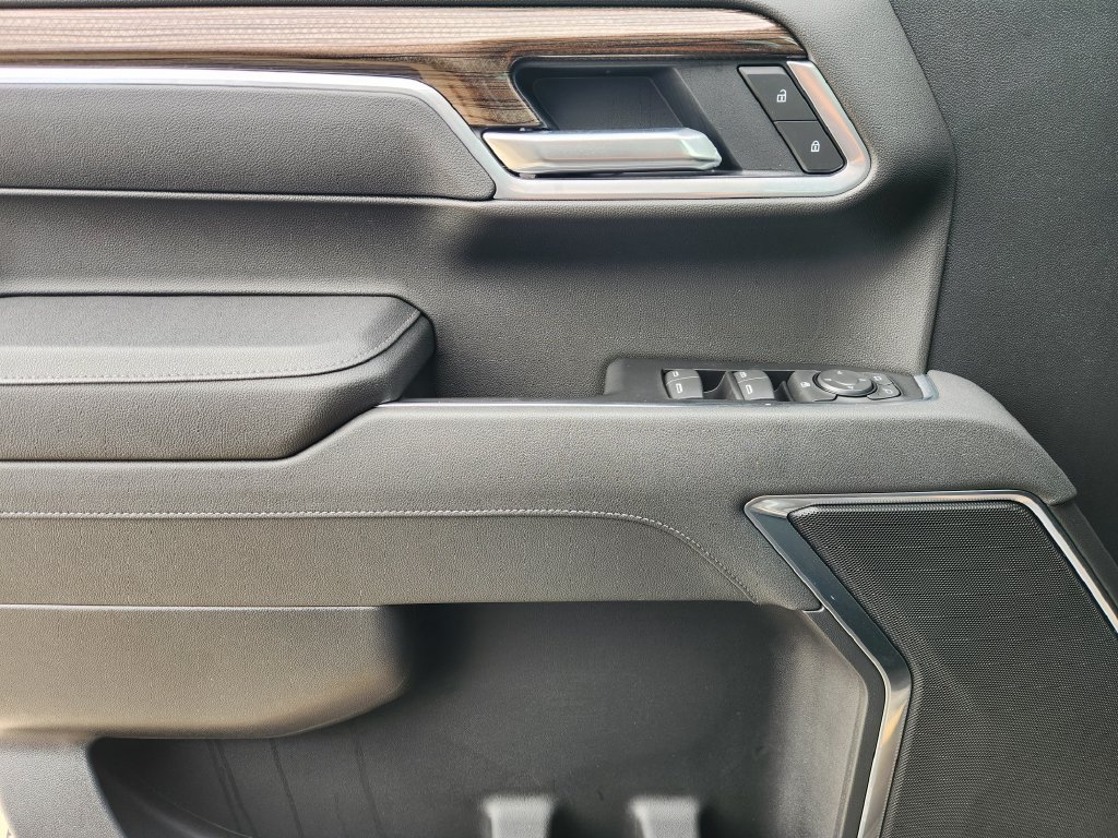 New 2026 Chevrolet Silverado 1500 RST AWD/4WD image 16
