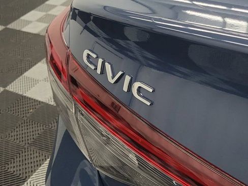 Certified 2025 Honda Civic Sport image 8