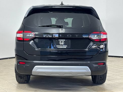 Used 2025 Honda Pilot EX-L image 5