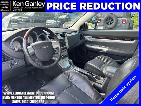 Used 2009 Chrysler Sebring Limited FWD image 17