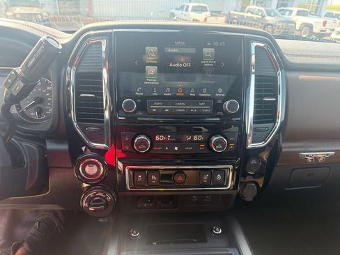 Used 2021 Nissan Titan Platinum Reserve w/ Moonroof Package AWD/4WD image 11