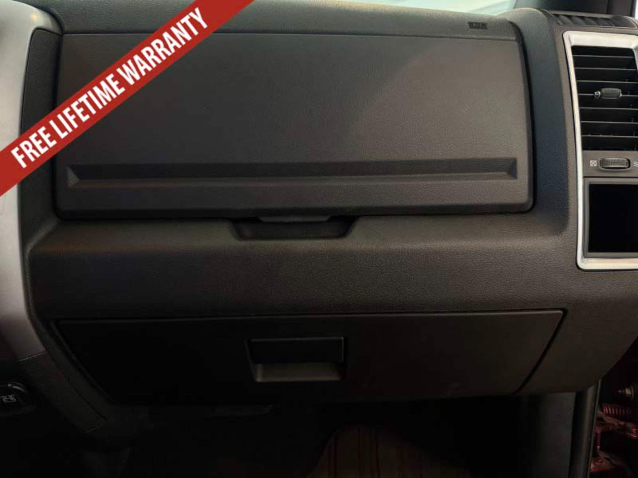 Used 2021 RAM 1500 Warlock AWD/4WD image 40