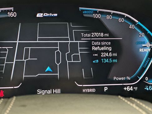 Certified 2023 BMW 530e w/ Premium Package image 18