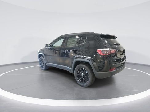 New 2026 Jeep Compass Latitude AWD/4WD image 6