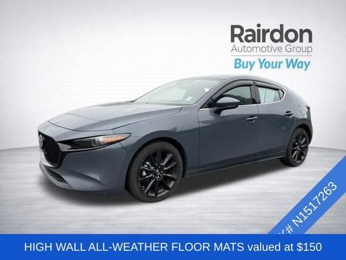 Used 2022 MAZDA MAZDA3 s FWD image 3