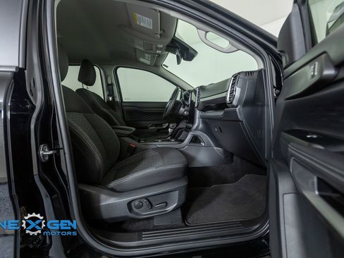 Used 2024 Ford Ranger XLT w/ FX4 Off-Road Package image 39