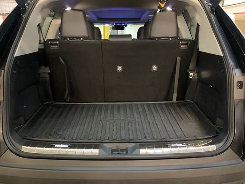 Used 2026 Toyota Grand Highlander AWD image 19