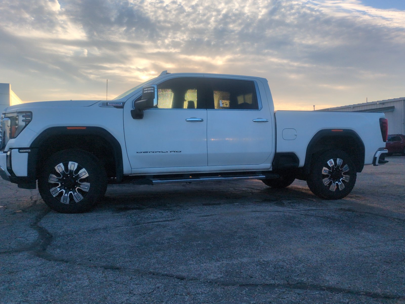 Used 2025 GMC Sierra 2500 AT4 AWD/4WD image 7