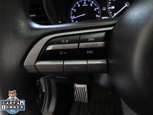 Used 2020 MAZDA CX-30 FWD image 15