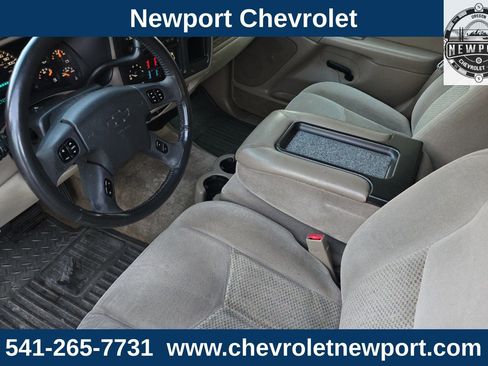 Used 2005 Chevrolet Tahoe LS image 11