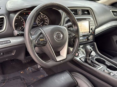 Used 2017 Nissan Maxima 3.5 SV image 14