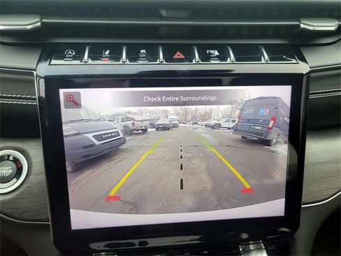 Used 2021 Jeep Grand Cherokee L Overland w/ Luxury Tech Group IV image 37