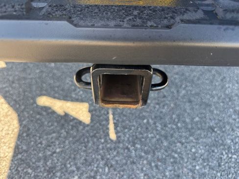 Used 2024 Nissan Frontier Pro-X image 16