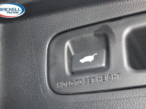 Used 2025 Honda CR-V EX-L image 14