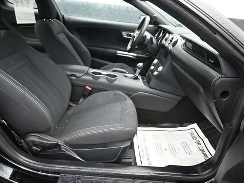 Used 2019 Ford Mustang Coupe RWD image 6