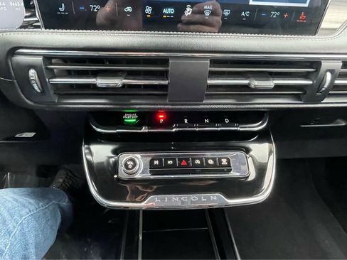 Used 2023 Lincoln Corsair AWD image 22