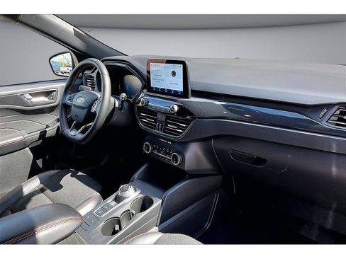 Used 2025 Ford Escape ST-Line Select AWD/4WD image 47