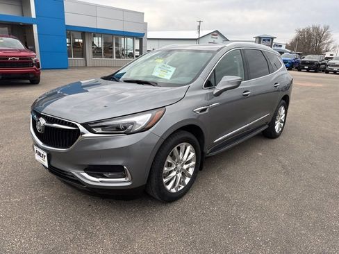 Used 2019 Buick Enclave Premium w/ Experience Buick Package image 2
