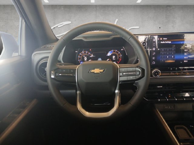 Used 2026 Chevrolet Colorado W/T w/ WT Custom Package RWD image 22