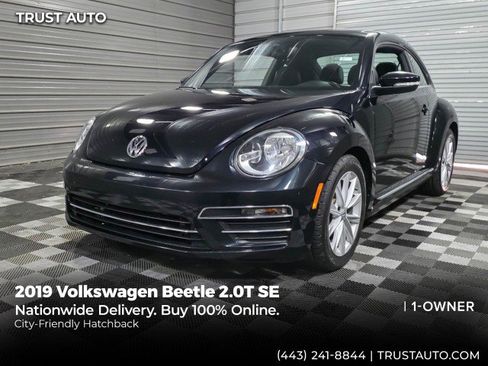 Used 2019 Volkswagen Beetle 2.0T SE FWD image 1