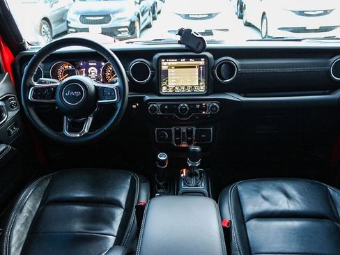 Used 2021 Jeep Wrangler Unlimited Sahara image 13