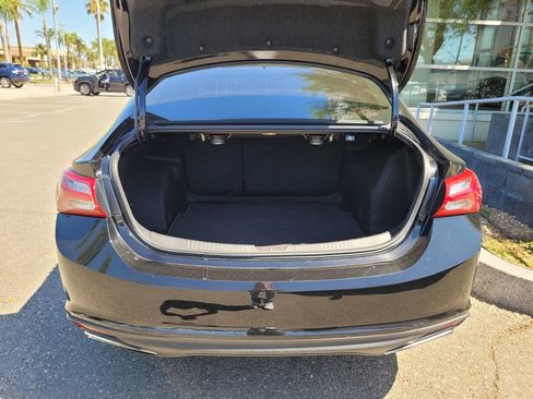 Used 2020 Chevrolet Malibu Premier FWD image 34