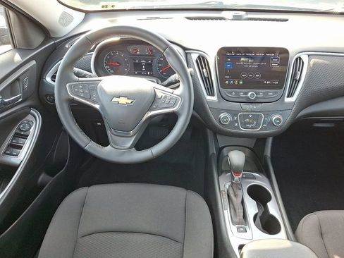 Certified 2023 Chevrolet Malibu RS FWD image 12