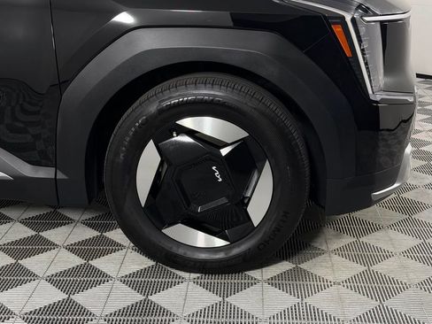 Used 2024 Kia EV9 Light image 12