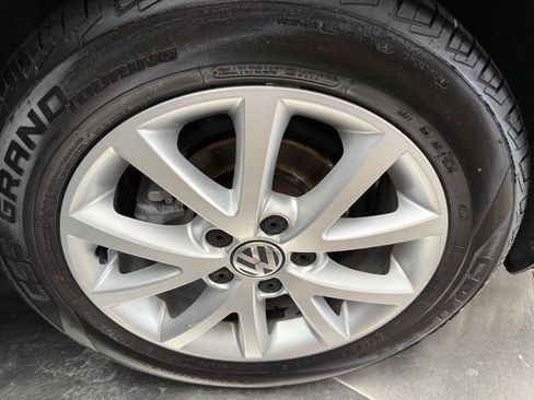 Used 2014 Volkswagen Jetta SE image 28