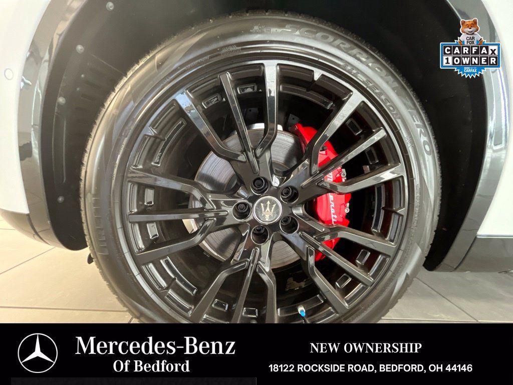Used 2025 Maserati Grecale Modena AWD/4WD image 34