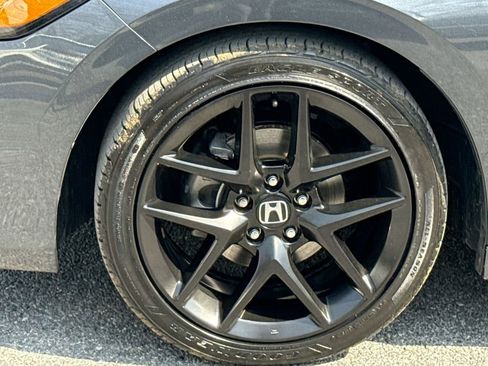 Used 2023 Honda Civic Sport image 18