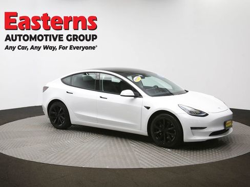 Used 2021 Tesla Model 3 Standard Range Plus image 47