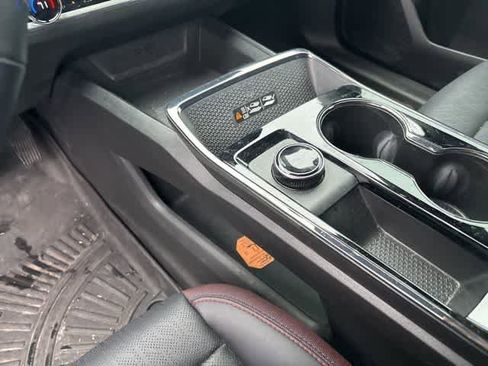 Used 2026 Chevrolet Equinox RS w/ Convenience Package III image 16