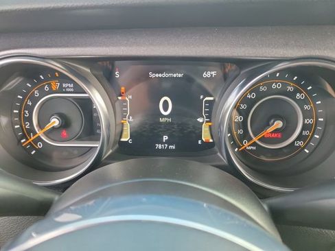 Certified 2023 Jeep Gladiator Mojave w/ Cold Weather Group AWD/4WD image 24