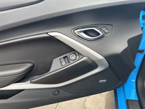 Used 2023 Chevrolet Camaro LT w/ RS Package image 9