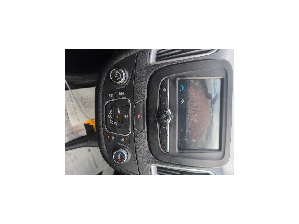 Used 2018 Chevrolet Malibu LS w/ LPO, Convenience Package 2 FWD image 3