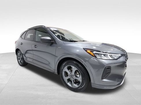 Used 2023 Ford Escape ST-Line image 6