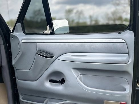 Used 1994 Ford F250 XL HD image 17