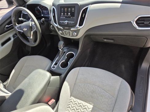 Certified 2022 Chevrolet Equinox LS w/ LS Convenience Package image 16