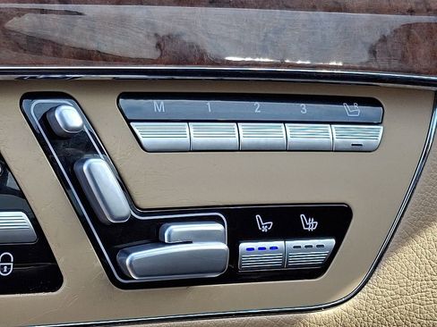 Used 2008 Mercedes-Benz S 550 image 24