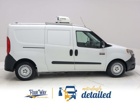 Used 2020 RAM ProMaster City Tradesman FWD image 2