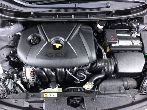 Used 2014 Hyundai Elantra GT image 36