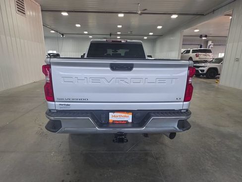 Used 2022 Chevrolet Silverado 3500 LT w/ Convenience Package AWD/4WD image 7