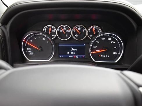 Used 2021 Chevrolet Silverado 1500 LTZ AWD/4WD image 11