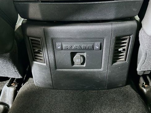 Used 2016 RAM 2500 Longhorn AWD/4WD image 32