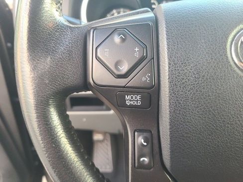 Used 2019 Toyota Sequoia Platinum image 21