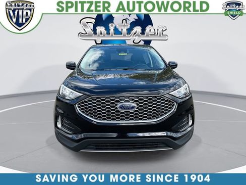 Used 2024 Ford Edge SEL w/ Convenience Package AWD/4WD image 3